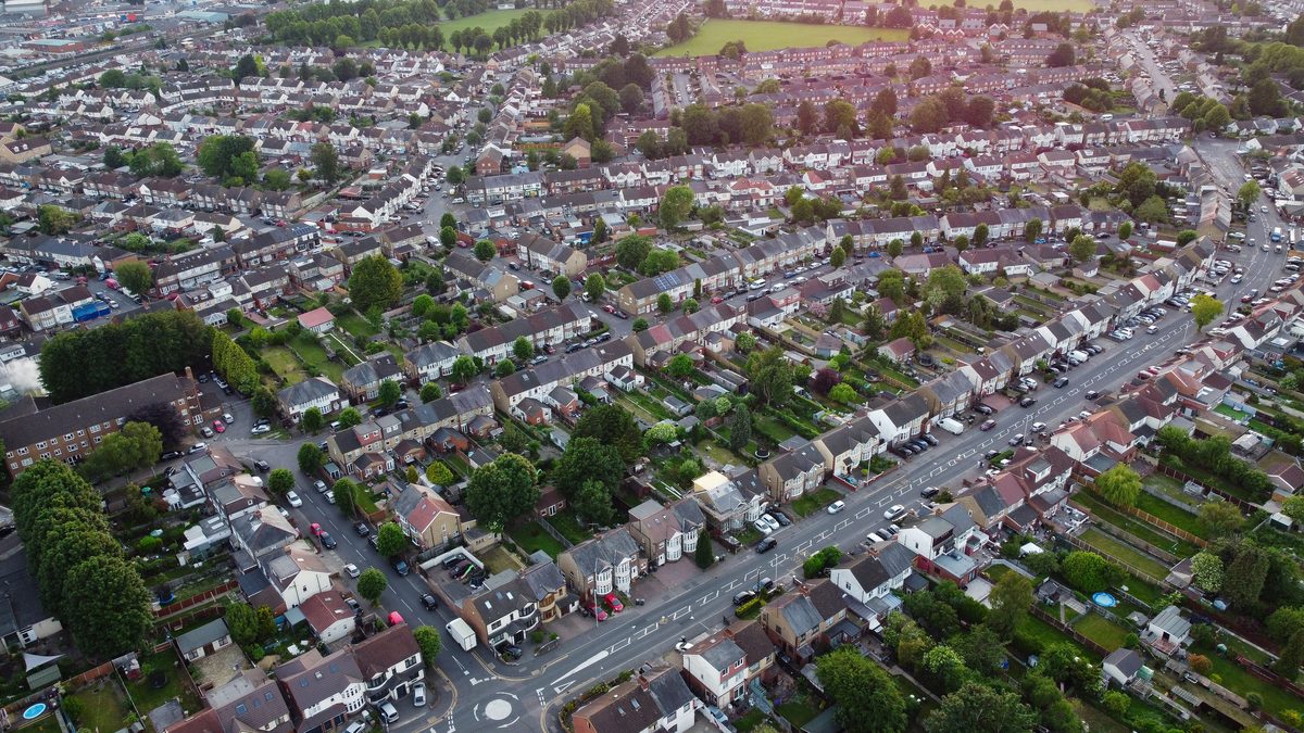 Housing estates with test-route roads
